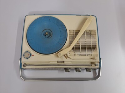 JVC Nivico RS 2100A Radio Phonograph SW MW Victor Company Of Japan