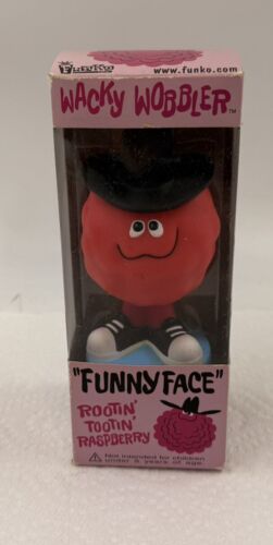 FUNKO WACKY WOBBLER FUNNY FACE ROOTIN TOOTIN RASPBERRY BOBBLEHEAD - NIB!