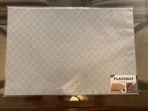 Table Placemats Set of 6 Non-Slip Washable PVC Heat Resistant Table Mats 18"x12" - Picture 2 of 2
