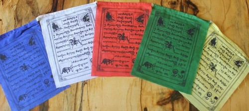 5 Flap 18x14cm PRAYER FLAGS Wind Horse Traditional Tibetan Buddhist Banner - Picture 2 of 13