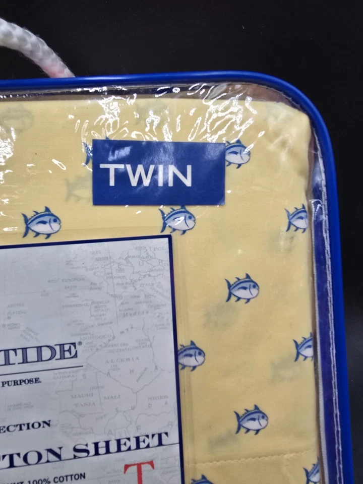 Juego de sábanas estampadas Southern Tide The Cotton con estampado de peces Skip Jack amarillo doble Foto 2 de 4