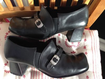 LISA TUCCI Vintage 90er Echtleder Pumps schwarz  Gr. 38 ( 38 ½ )