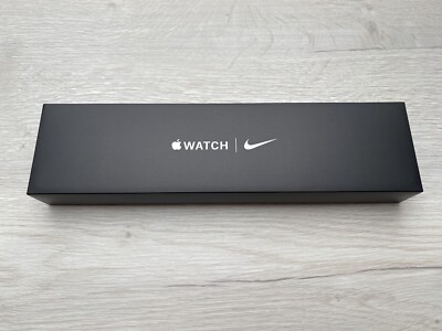 Apple Watch Nike Series 6 GPS + Cellular, 44 mm