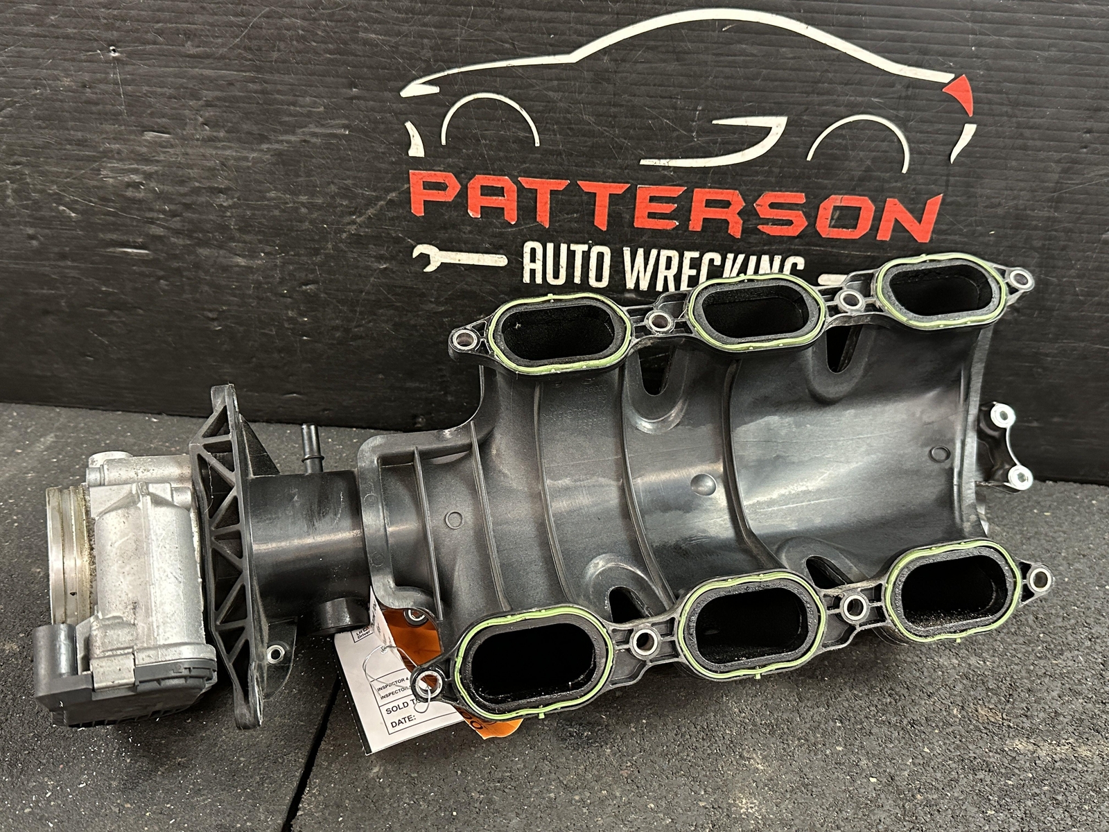 14-17 MASERATI GHIBLI 3.0 BASE AIR INTAKE MANIFOLD PLENUM 06700324920