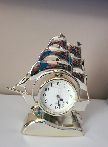 Reloj de cuarzo vintage Japón mecedor ritmo barco escritorio manto móvil 4RP705-R18 - Imagen 2 de 6