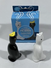 R&M International Set Of 2 Black & White Porcelain Pie Birds Baking Essentials