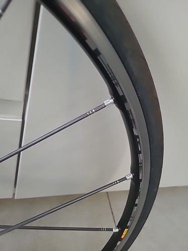 JUEGO DE RUEDAS LIGERAS PREMIUM MAVIC R-SYS 700C RUEDAS DE CARRETERA 10 VELOCIDADES SRAM ROJO - Imagen 7 de 24