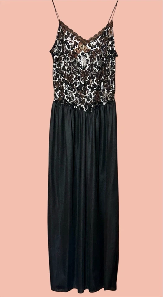 Vintage Undercover Wear Large Black Nylon Nightgown Full  Lace Bodice 1980s Slip - Image 2 of 4