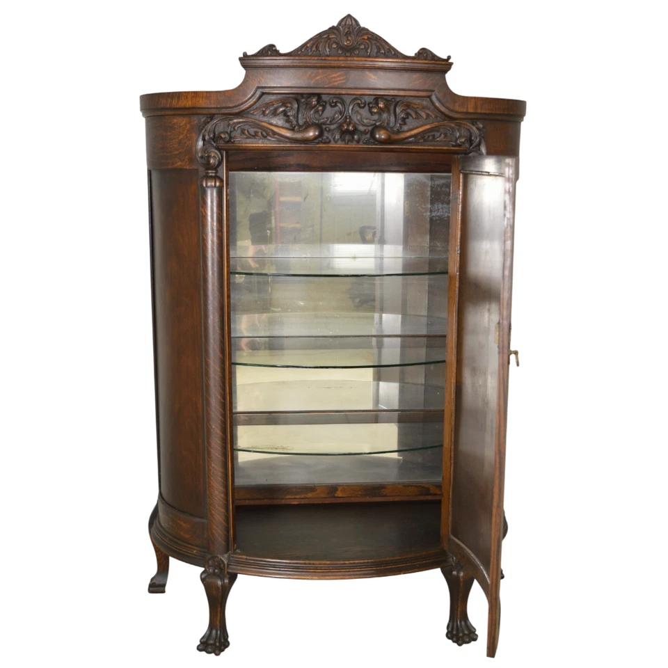 Gabinete de curiosidades puerta ciega de roble victoriano, leones y grifos tallados, década de 1890 #22381 Foto 2 de 4