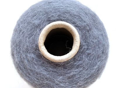100g Bobbelwolle Flauschwolle Mohair-Alpaka-Merino Art. ANDROMEDA Grau