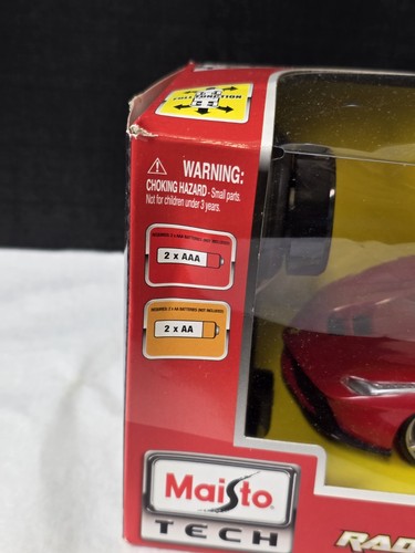 Maisto Tech Ferrari LaFerrari 1:24 Scale Red Radio Control R/C Car Toy 49 MHZ  - Picture 4 of 7