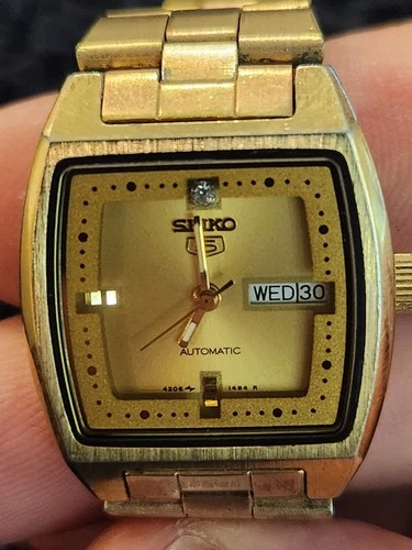 Seiko 5 Vintage Automatic TV Dial Watch 4206
