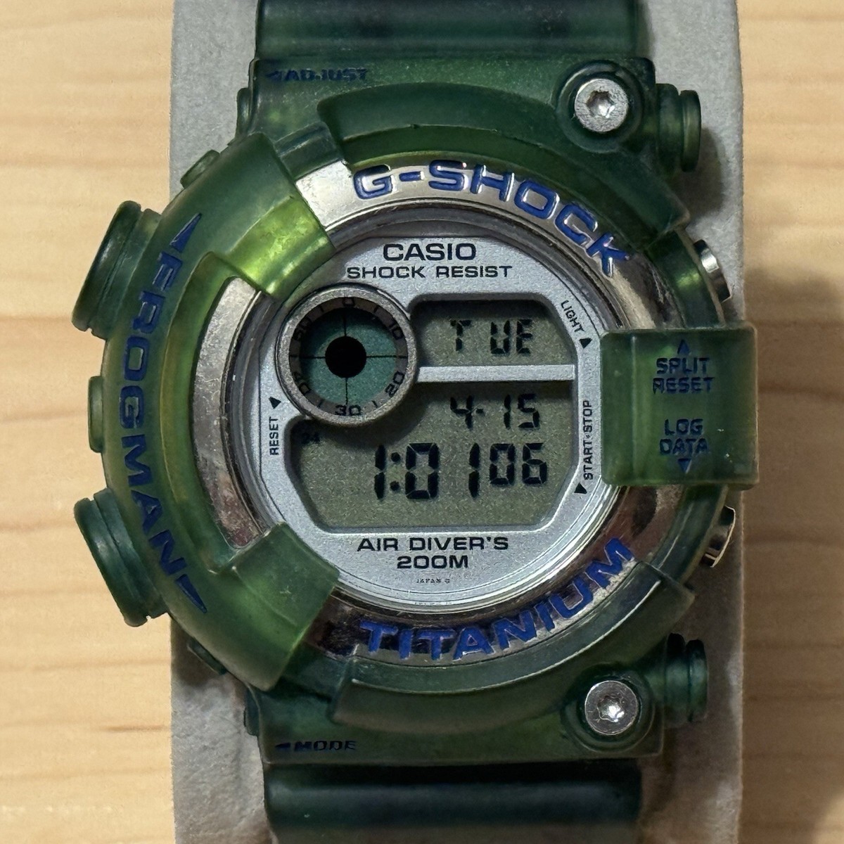 美品 稼動品 G-SHOCK FROGMAN DW-8201WC-2T Casio G-Shock W.C.C.S Frogman DW-8201WC Quartz Titanium