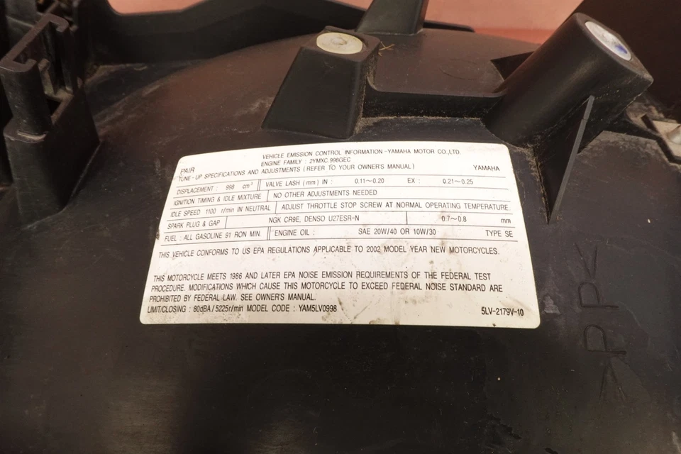 01-05 GUARDABARROS TRASERO YAMAHA FZ1 FZ1000 FZ 1000 FZS10 Foto 2 de 4