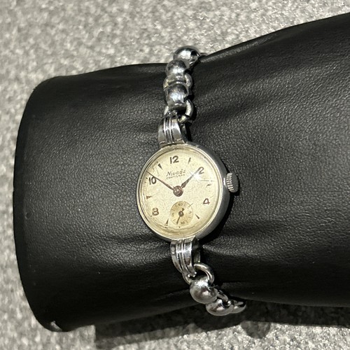 Very Rare Nivada Swiss Made Mechanical Vintage Ladies Watch - Picture 6 of 12