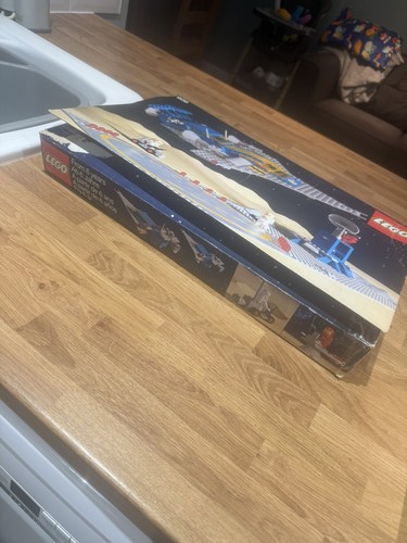 LEGO 928 and 6970  SetsVintage - Complete  - Picture 8 of 15