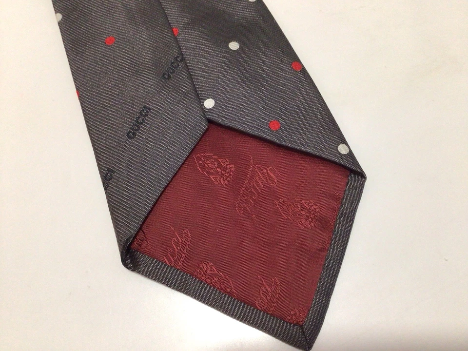 CORBATA DE SEDA “PUNTOS” FIRMADA GUCCI - Hecha en Italia Foto 3 de 4