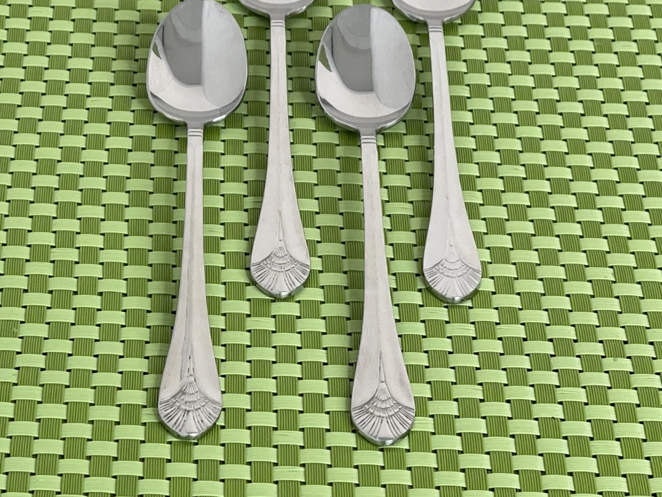 World Tableware MANHATTAN Stainless 4 Iced Tea Spoons WT Art Deco Flatware 7 3/4 - Image 3 of 4