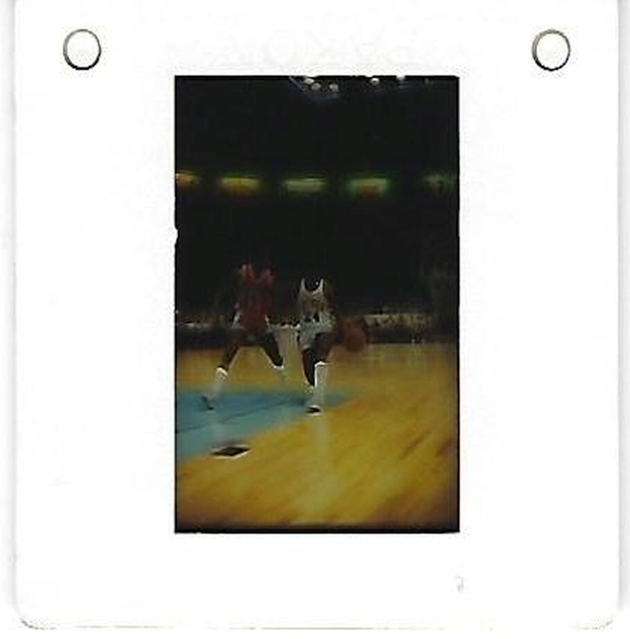 Picture 3 of 24