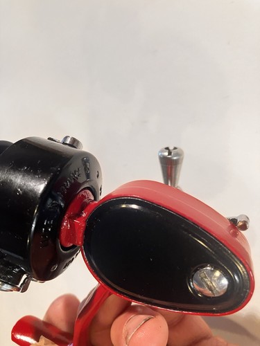 Vintage Remodeled Garcia Mitchell 308 Spinning Reel Red & Black– EXCELLENT- USED - Picture 16 of 24