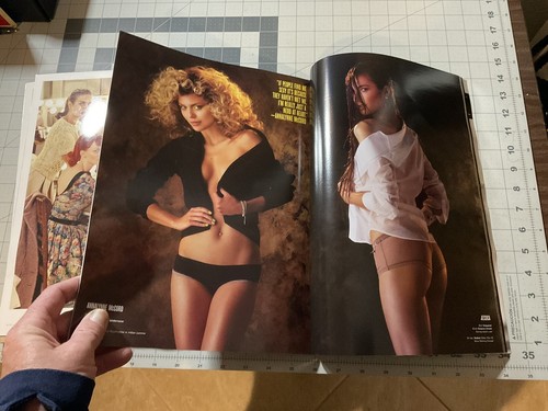 V Magazine, Fall Preview 2010 #66, 3 Different Covers, Sexy Body Issue, Pinup - Foto 21 di 24