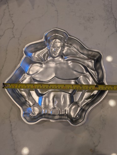 Vintage 1977 Wilton Industries DC Comics Superman / Batman Aluminum Cake Pan - Picture 3 of 3