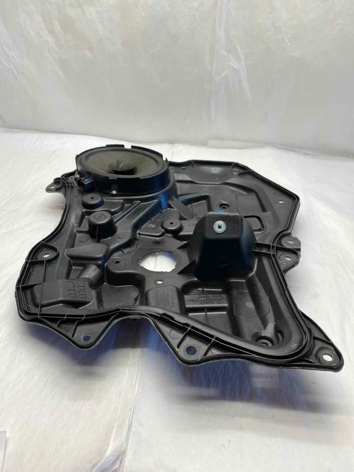 2011 MAZDA 3 задняя дверь отделка внутренняя панель держатель левая сторона водителя LH OEM - Изображение 2 из 4