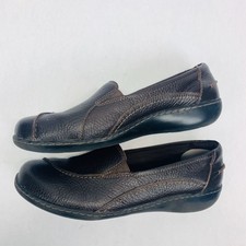 clarks slip ons womens