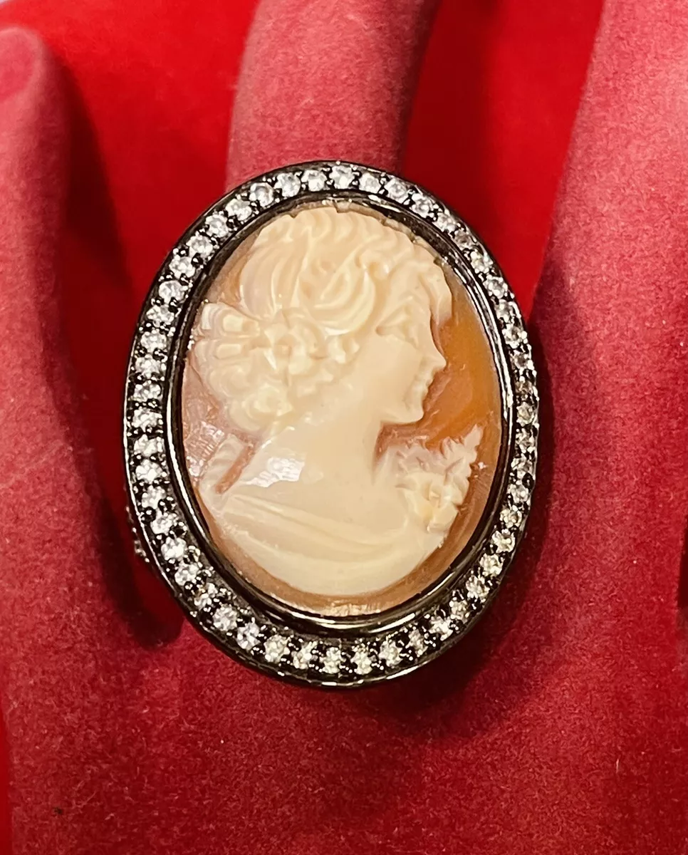 Amedeo on sale cameo ring