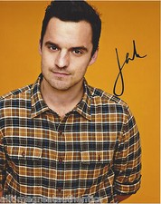 JAKE JOHNSON SIGNED AUTHENTIC 'NEW GIRL' 8X10 PHOTO w/COA JURASSIC WORLD ACTOR