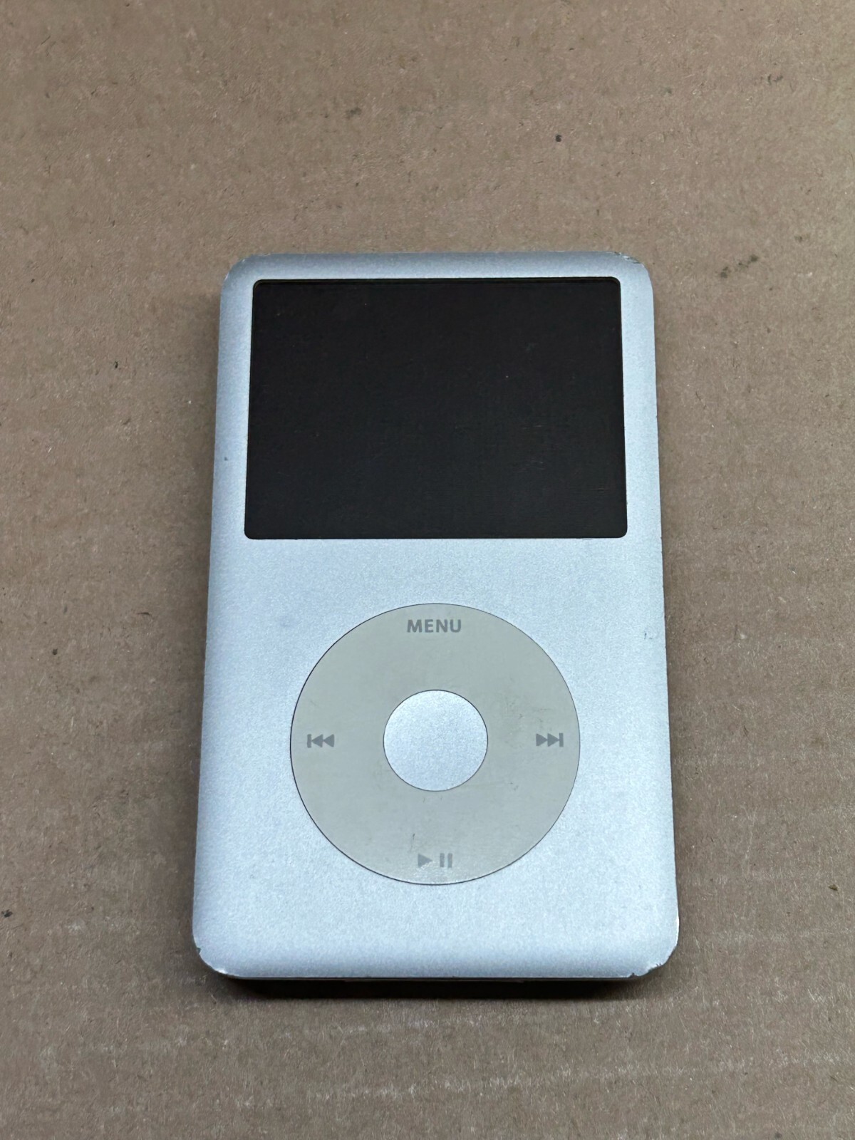 Apple iPod Classic 7th Generation - Silver (160GB) MC293LL - Picture 2 of 4