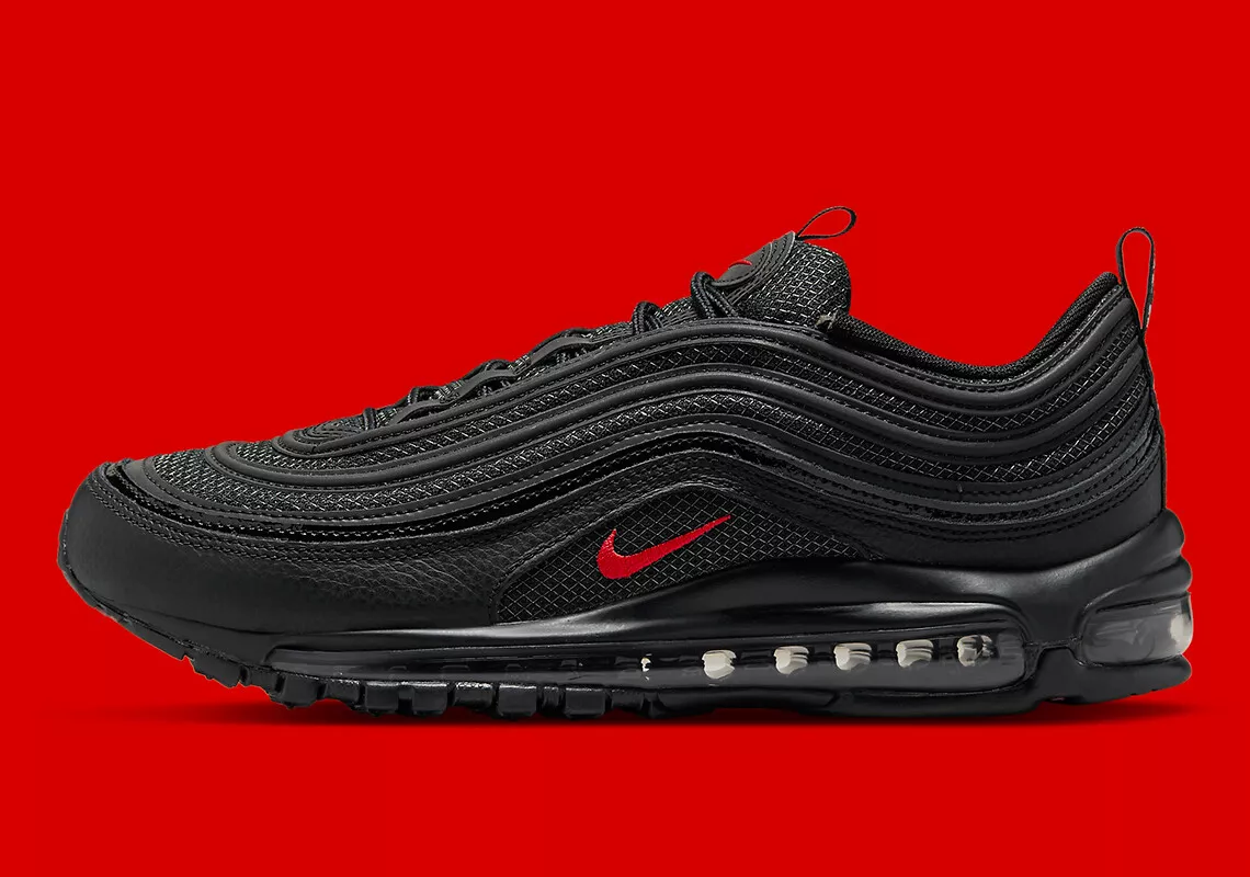 Red nike hotsell 97 womens