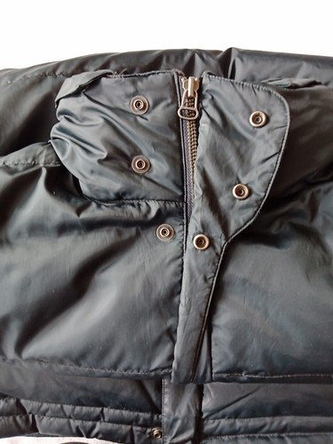 Hugo Boss Men's Black Puffer Jacket With Hood Size 44R - Picture 15 of 22