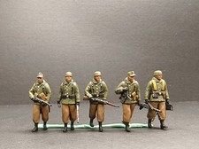 1/72 5Pcs World War II German winter soldier model