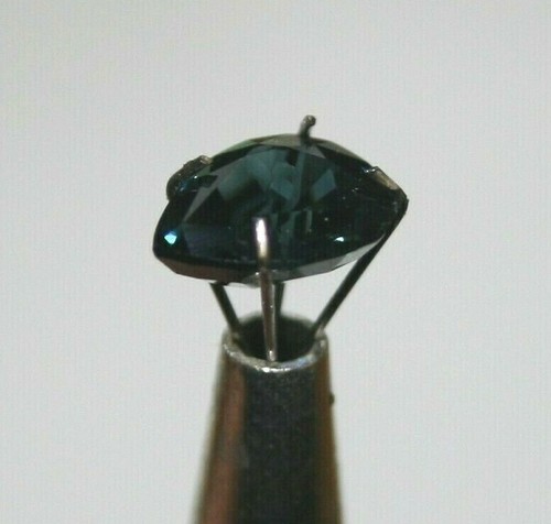 Natural earth-mined blue sapphire gemstone...2.2 carat gem