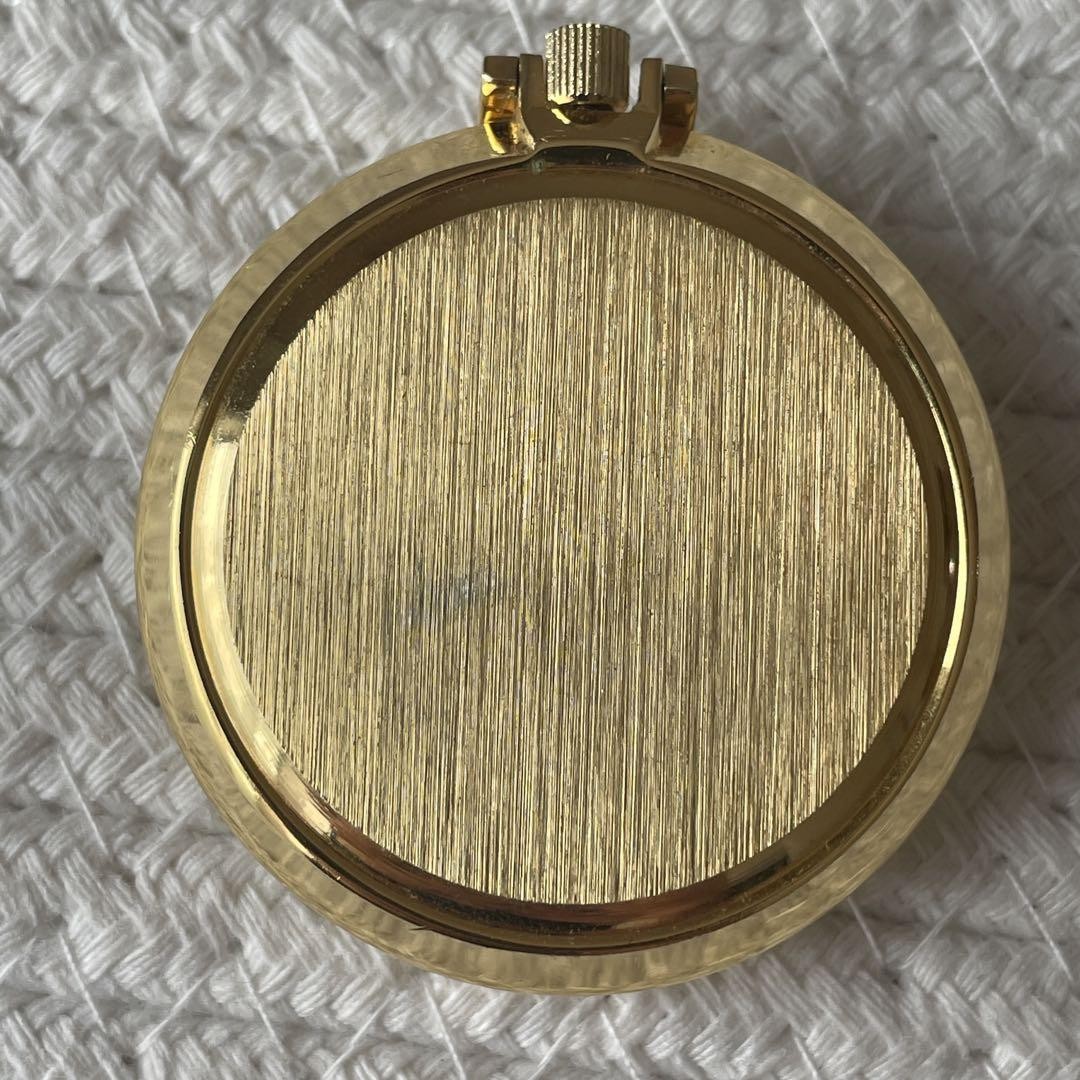 Picture 4 of 5