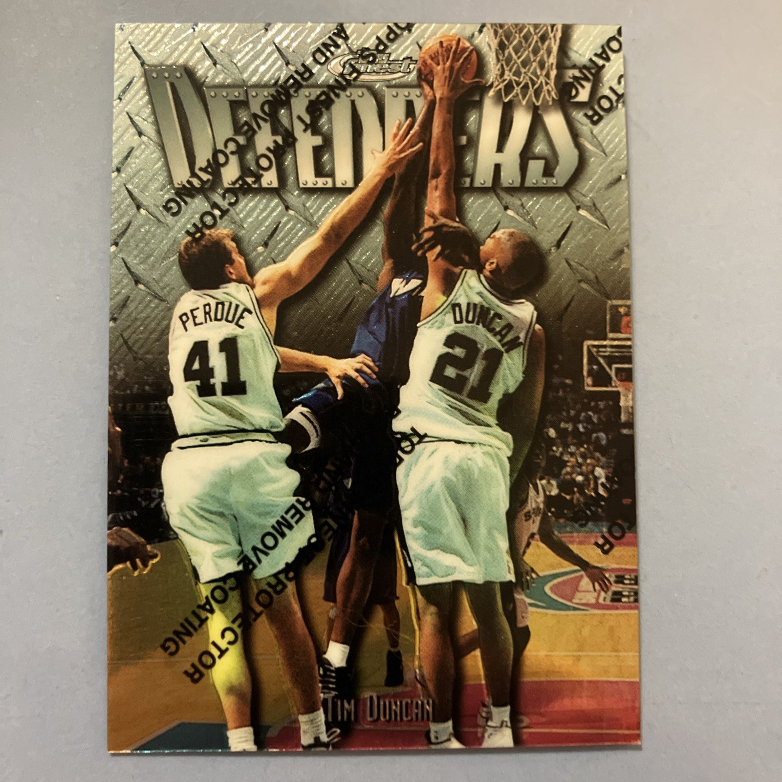 1997-1998 Topps Finest Tim Duncan Defenders Uncommon RC Rookie #306
