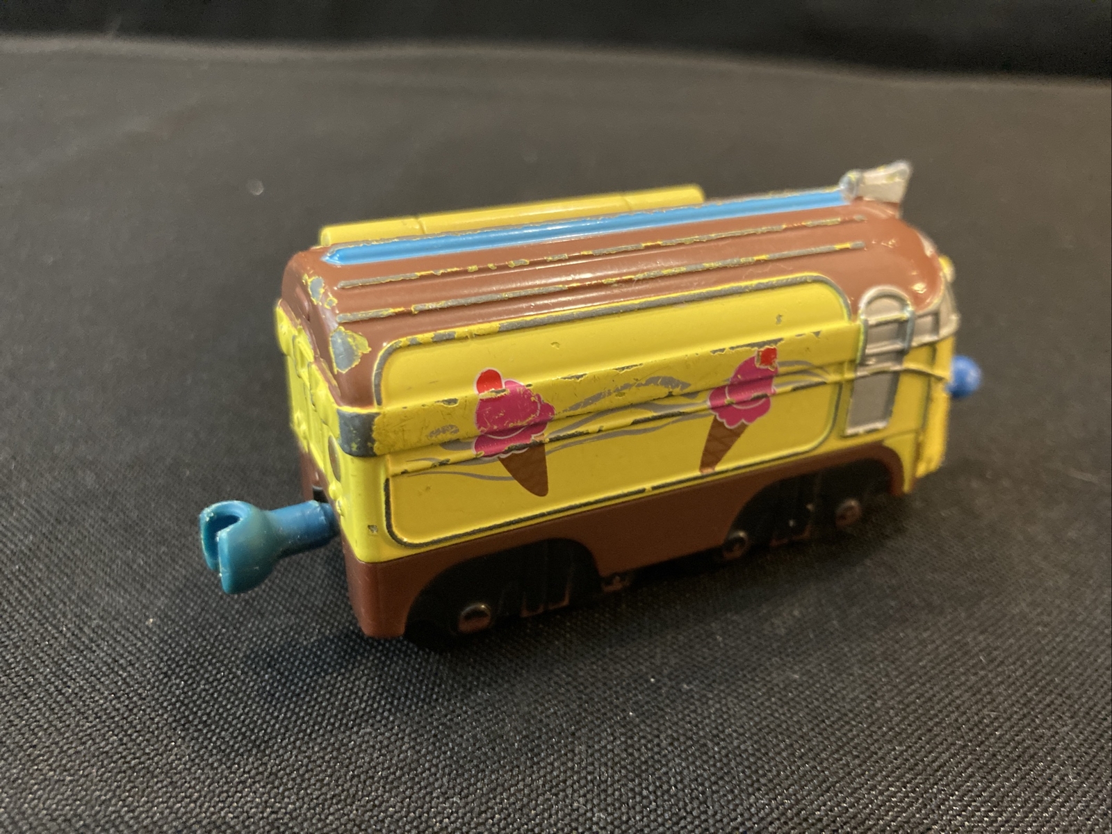 Picture 4 of 5