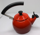LE CREUSET Halo Whistling TEA KETTLE Red Cerise Ombre 1.25 Q 1 Liter