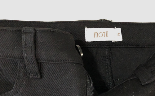 MOTU BOYS SZ. 5 BLACK DENIM STRETCH JEANS /BUTTON/ZIP/ADJ.WAIST/POCKETS - Picture 2 of 3