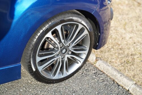 2016 Hyundai Veloster Turbo 3dr Coupe - Picture 9 of 32