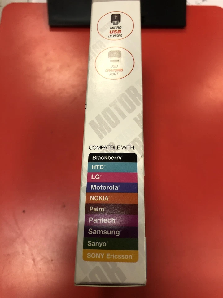 CARGADOR COCHE MICRO USB - MOTOR TREND - PUERTO DE CARGA USB EXTRA - NUEVO EN CAJA Foto 3 de 4