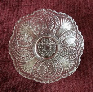 ARROWHEAD-IN-OVAL-MADORA-7-034-GLASS-BOWL-EAPG-BRYCE-HIGBEE-NEW-MARTINSVILLE