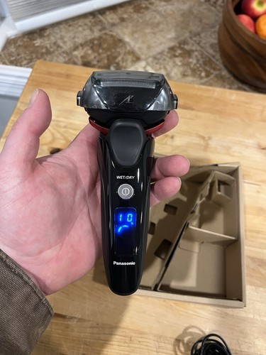 Panasonic ES-LT3N Arc3 3-Blade Electric Shaver Wet/Dry Cordless - Picture 2 of 11
