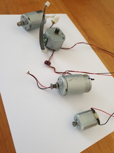 Epson Stylus Photo R3000 Carriage Motors - Picture 2 of 19