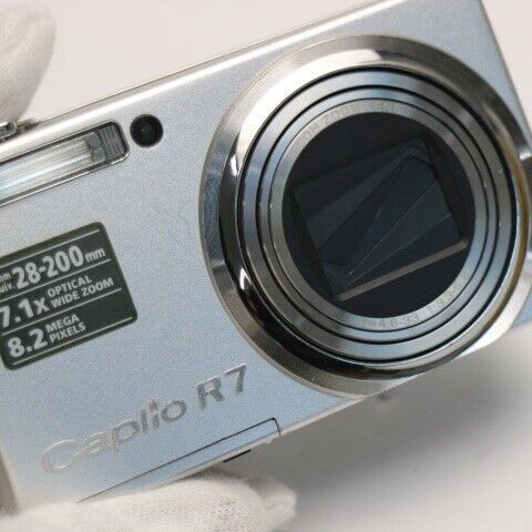 RICOH Caplio R7 Digital Camera Optical Zoom 7.1x 8.2MP Clear RICOH Caplio R7 Digital Camera Optical Zoom 7.1x 8.2MP Clear