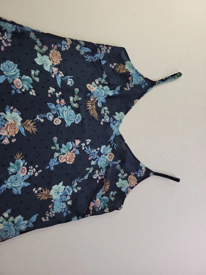 White House Black Market 女式 XS 双面背心海军蓝花卉/圆点 V 领 — 第 3/4 张图片