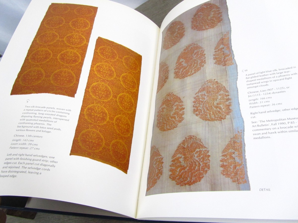 CHINESE TEXTILES Book SPINK By No Author. - Hardcover