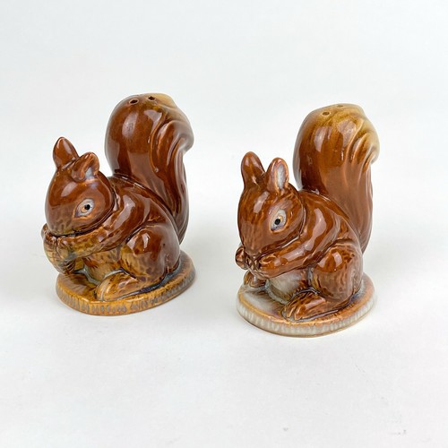 Shaker sale pepe scoiattolo vintage MCM ceramica smalto marrone 3” usato in ottime condizioni con tappi - Foto 7 di 10