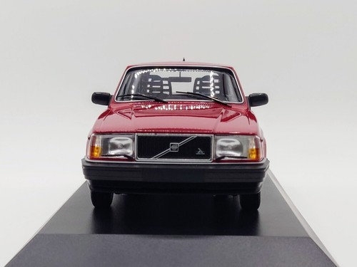 Minichamps Volvo 240 Gl Romper 1986 1/18 Rojo 600 Unidades Limitado Popular - Imagen 5 de 10